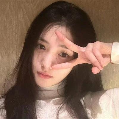 在窗边